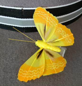 dekoracni-motyl-stredni-8-cm-oranzova_11418_31304.jpg