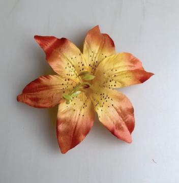 kvet-lilie-12-cm-oranzova_8545_16300.jpg